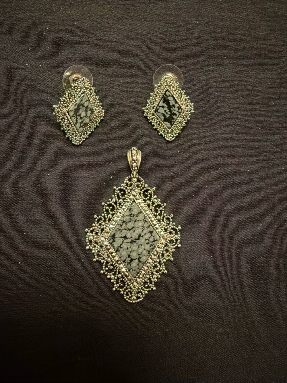 Gold-Tone Snowflake Jasper Filigree Pendant and Earring Set